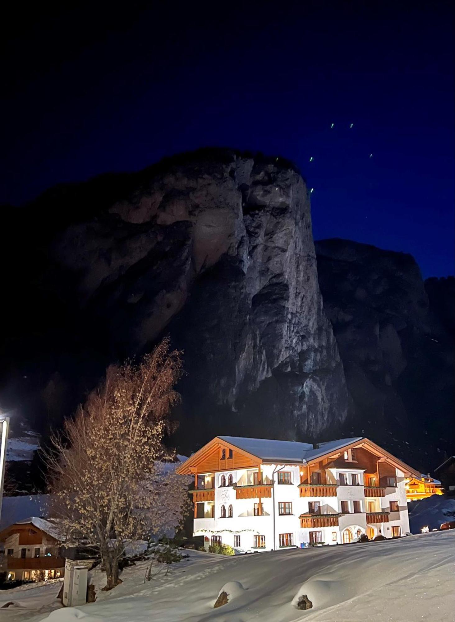 Garni Hotel Iris Сельва-ді-Валь-Гардена Екстер'єр фото
